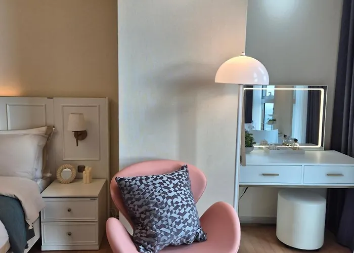 Апартаменты Lumini House *