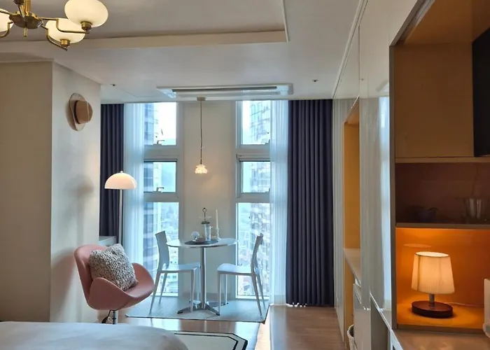 Апартаменты Lumini House